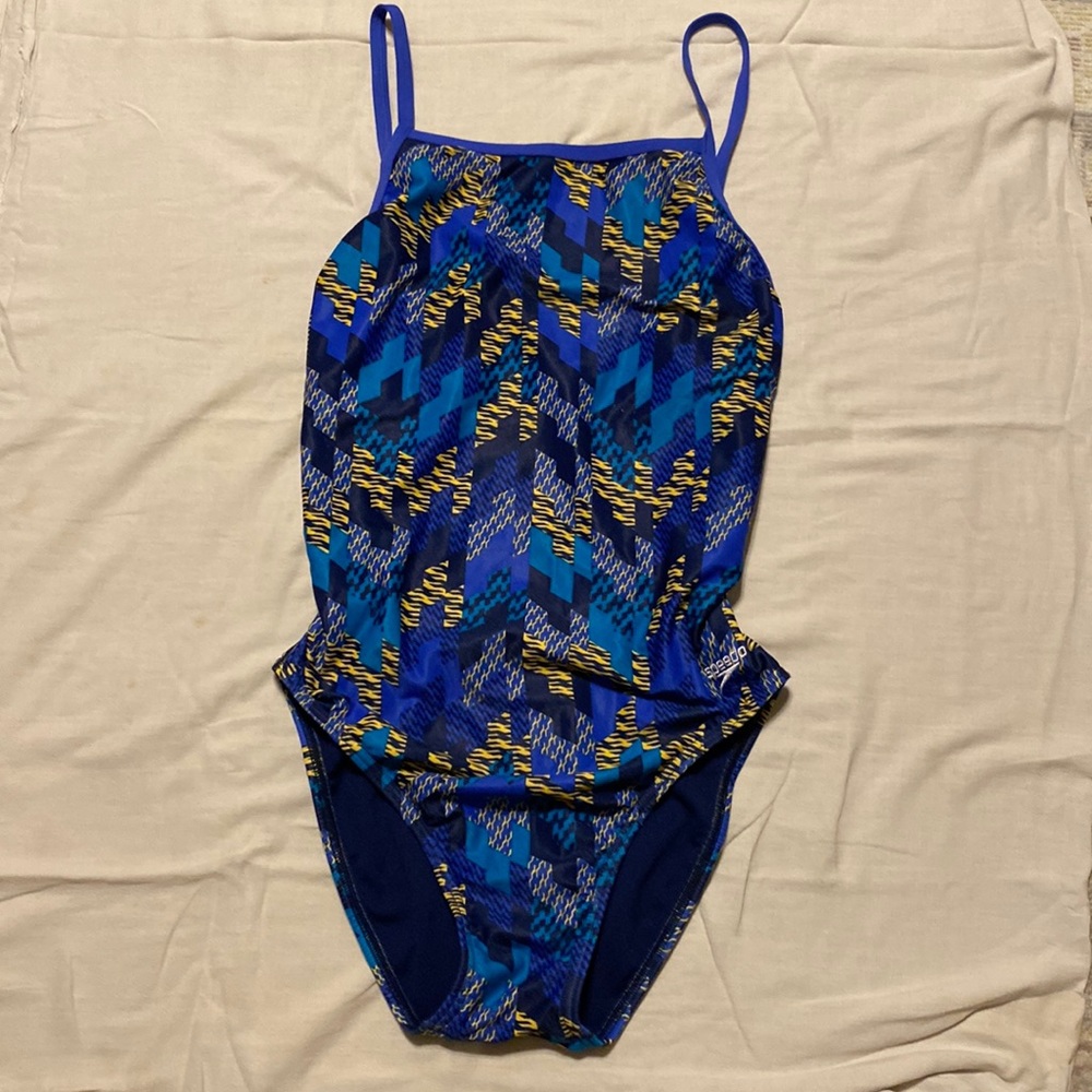 Speedo women 1 piece swimwear size 10/36